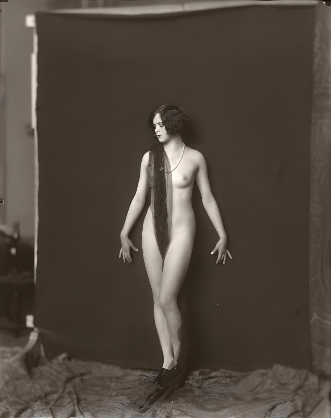 Alfred Cheney Johnston (or attributed to) nude study