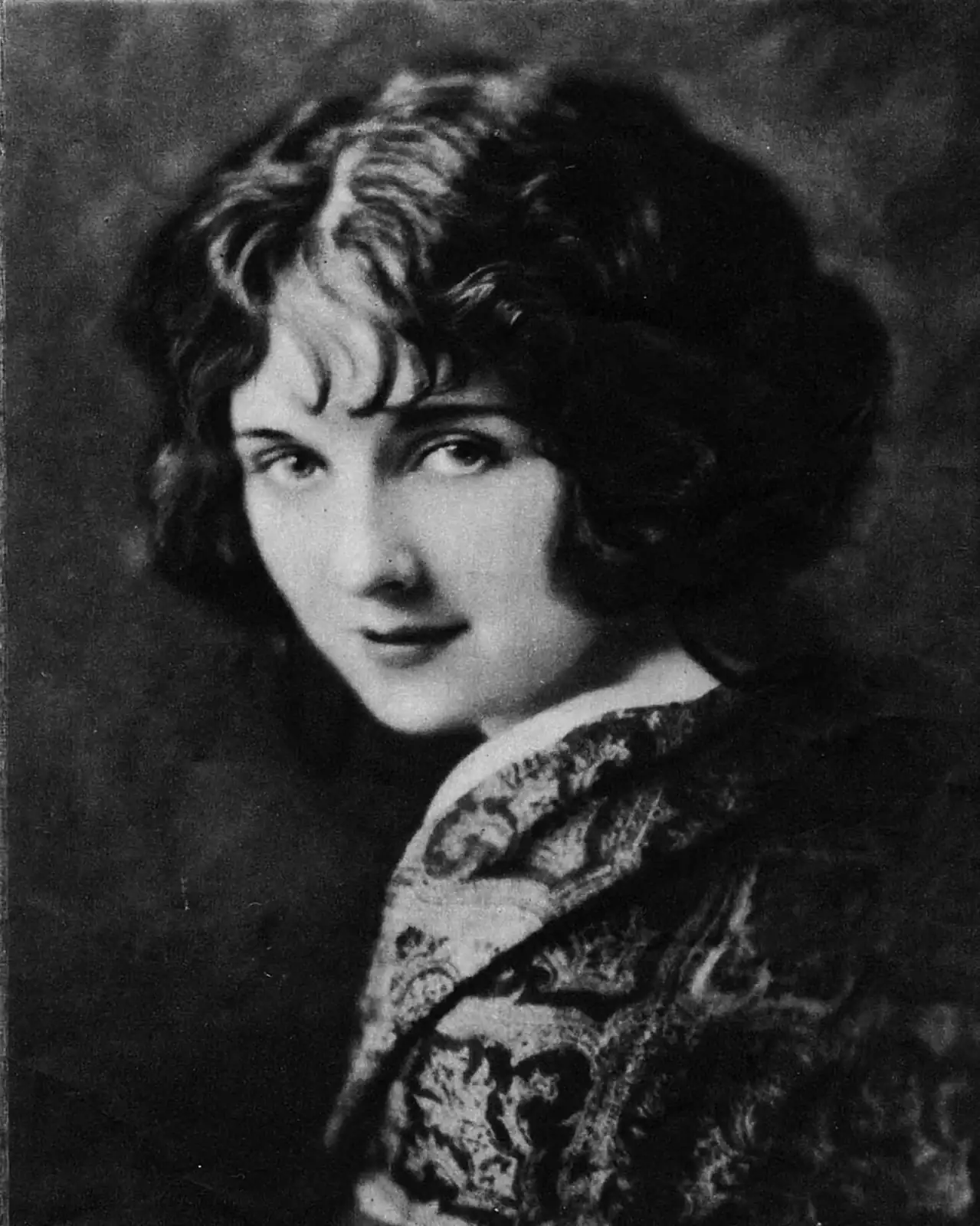 Portrait of silent film actress Alice Terry by Alfred Cheney Johnston, 1923