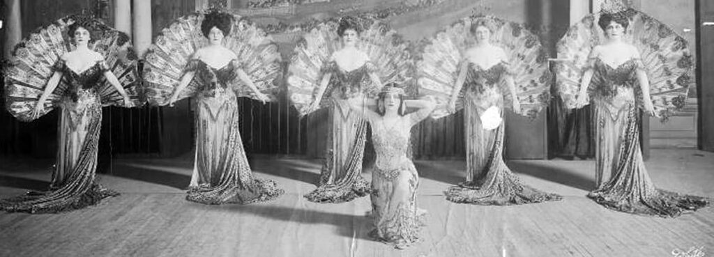 Dazie as Salome in the 1907 Follies