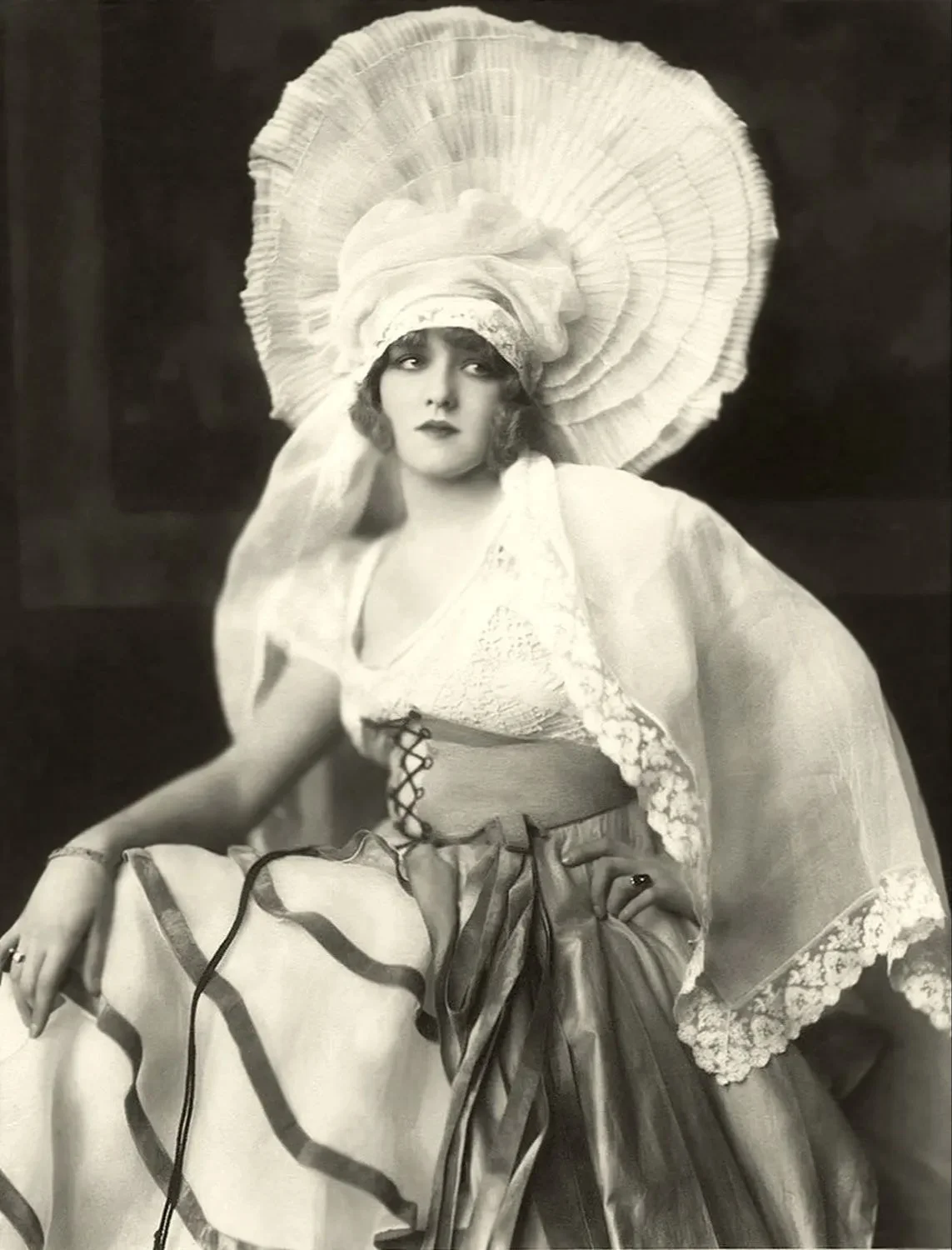 Portrait of Ziegfeld girl Gladys Glad by Alfred Cheney Johnston, 1926